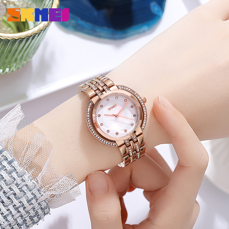 Женские кварцевые часы-браслет – обзор и цена Fashion Women Watches